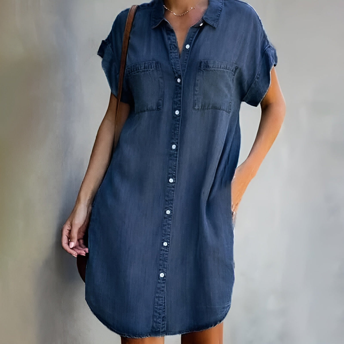 GIOIA | Elegant dress with a minimalist style and perfect fit